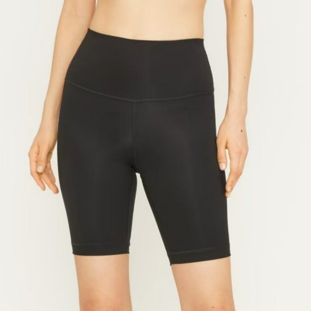 Everlane The Perform High Rise Bike Workout Athleisure Short Black S